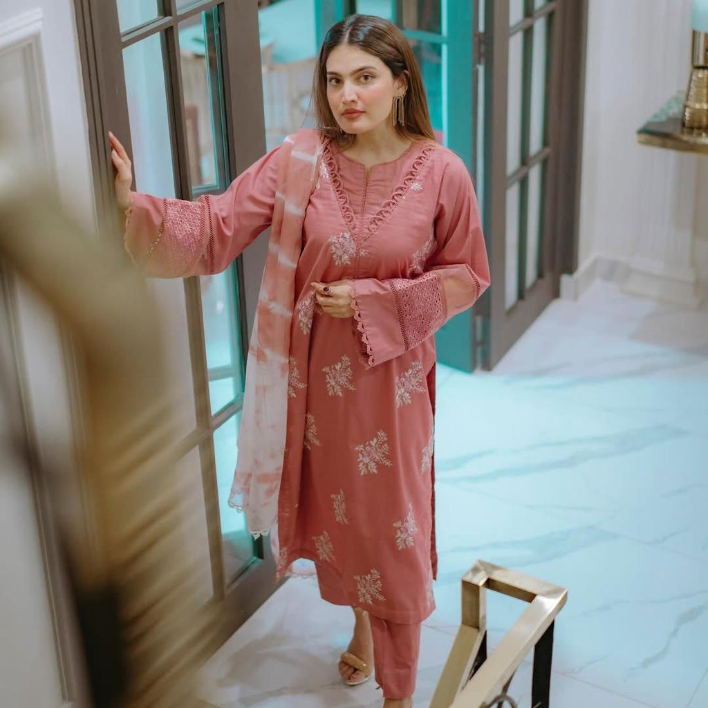 Tawakal Lawn